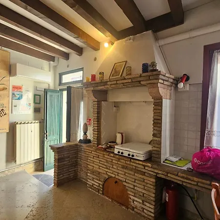 Casa Yellow Corner Burano *