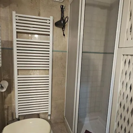 بيت للعطل Casa Yellow Corner - Seasons Real Estate - Burano